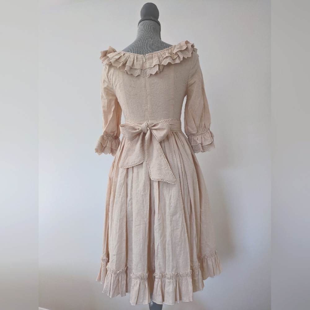 New with tags, this cottagecore dress is perfect for a summer picnic - Picture 4 of 5